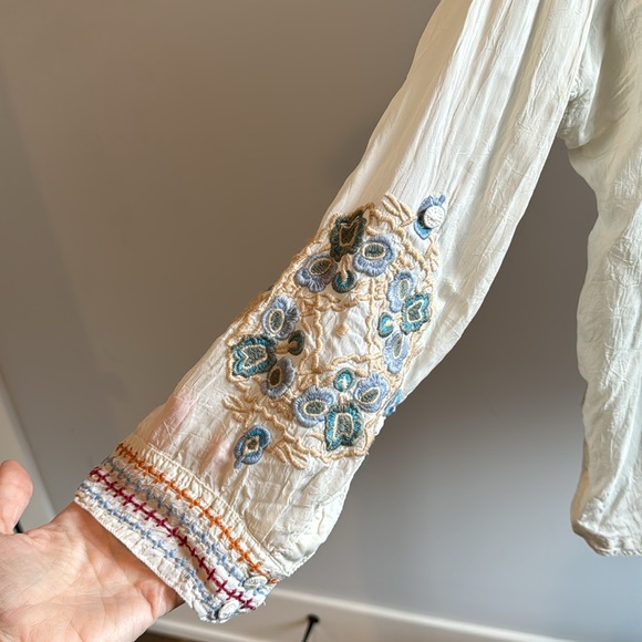 Johnny Was washable silk embroidered top, size XL - Picture 6 of 7